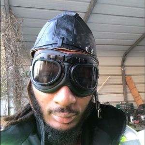 Meet your Posher, Bobby